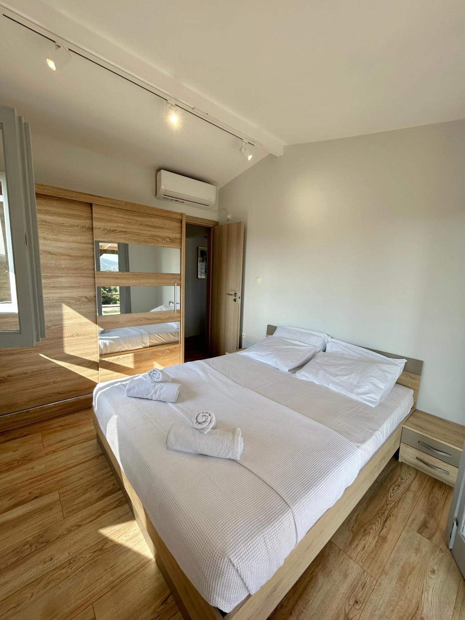 Villa Belle By Joanna Agios Spyridon  Exterior photo
